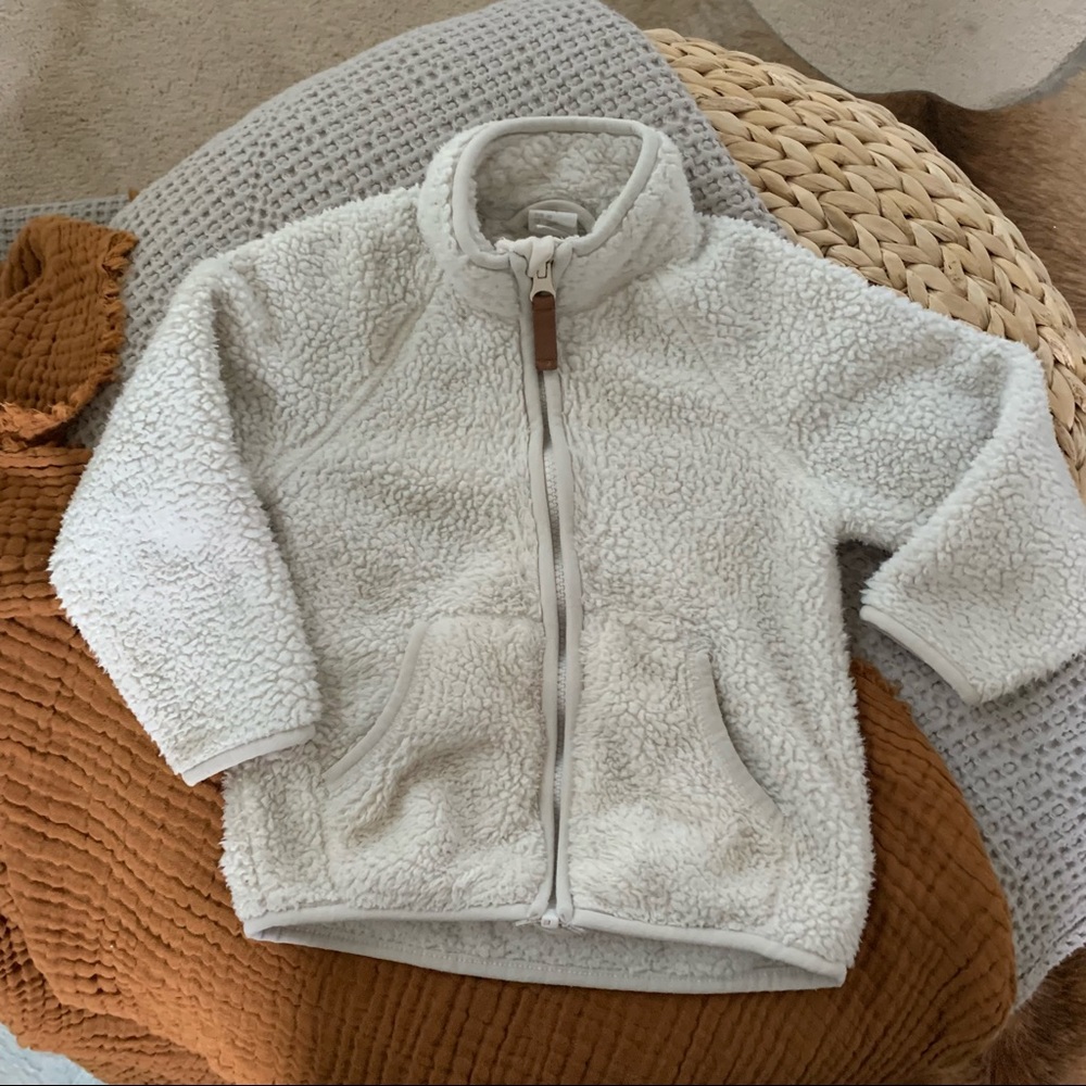 H&M sherpa fleece jacket